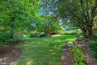 2041 N Abingdon St, Arlington, VA 22207 - photo 5