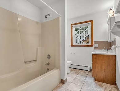 37 Winter St unit 2, Franklin, MA 02038 - photo 7