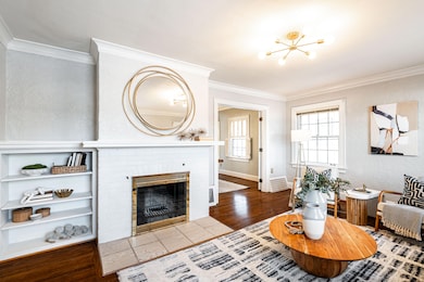 4616 N Larkin St, Milwaukee, WI 53211 - photo 5