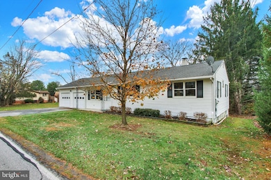 13 N Pine St, Gettysburg, PA 17325 - photo 2