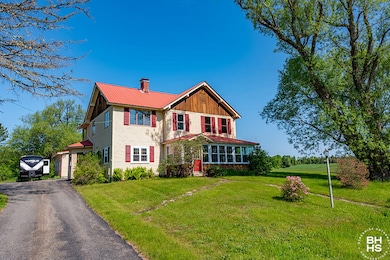 FarmhouseInBloomingdale_Exterior