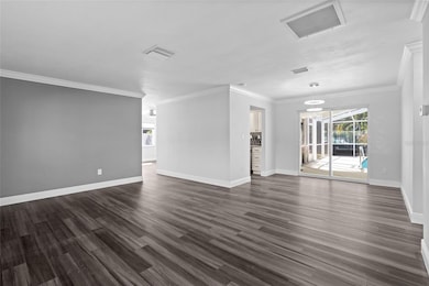 13632 Imperial Groves Dr S, Largo, FL 33774 - photo 5