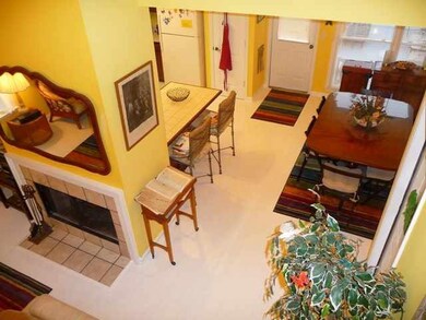 Dining/Breakfast Bar