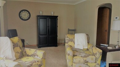 1014 N Jefferson St, New Ulm, MN 56073 - photo 3