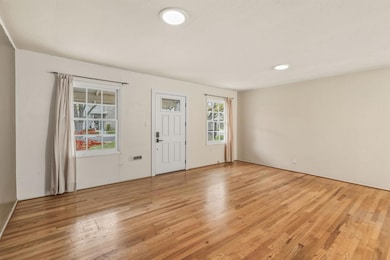 5228 F St, Sacramento, CA 95819 - photo 6