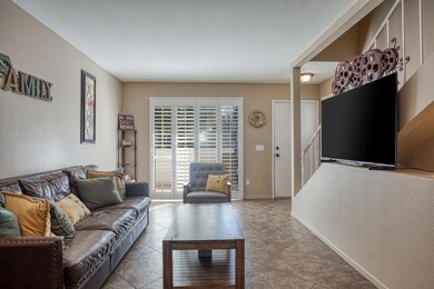 34372 Laura Way, Rancho Mirage, CA 92270 - photo 2
