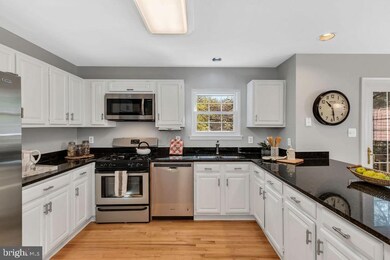 205 Edenberry Ct, Sterling, VA 20164 - photo 6