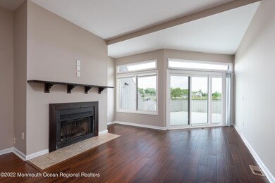 9 Bridgewaters Dr unit 5, Oceanport, NJ 07757 - photo 6