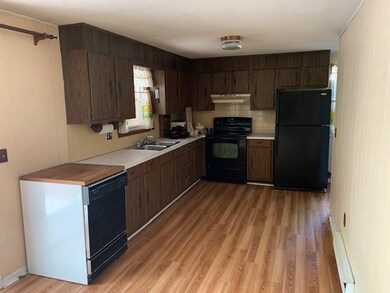 115 Chase Rd, Londonderry, NH 03053 - photo 3