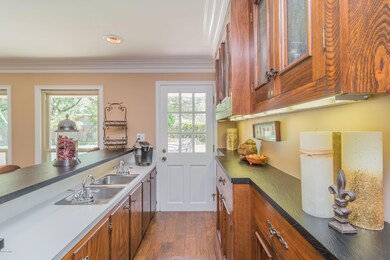 503Montrose-28