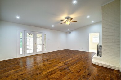 6142 E Lovers Ln, Dallas, TX 75214 - photo 4