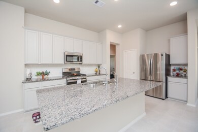 2914 Yaupon Grove Ln, Conroe, TX 77385 - photo 4