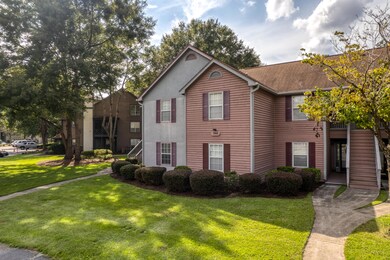 7911 Timbercreek Ln-1