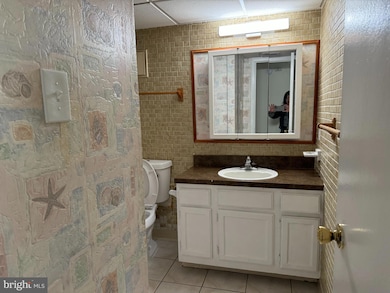 22 Maplewood Ct, West Deptford, NJ 08066 - photo 3