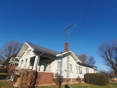 702 Freelandville Ave, Bicknell, IN 47512 - photo 3