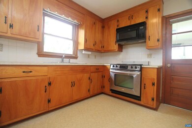 5649 Park Rd, Crozet, VA 22932 - photo 7