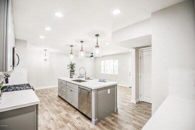 KITCHEN 1
