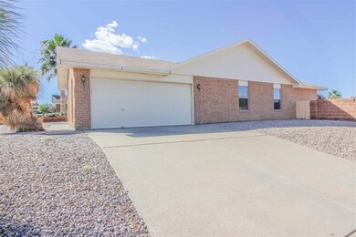 815 San Juan Dr, Alamogordo, NM 88310 - photo 3