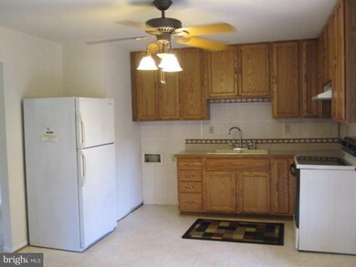 1070 S Independence Dr, Montross, VA 22520 - photo 5