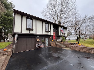 419 Gracey Ave, Meriden, CT 06451 - photo 2