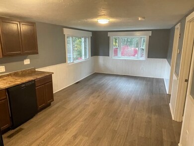 212 Holtshire Rd, Orange, MA 01364 - photo 5