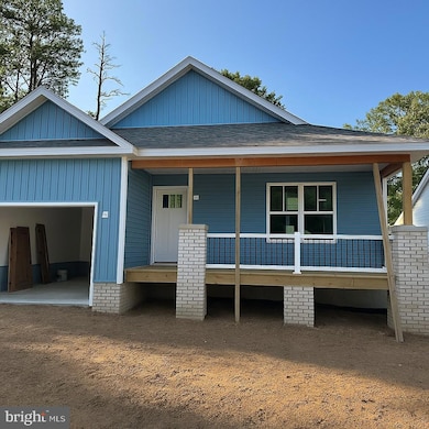 133 6th St, Colonial Beach, VA 22443 - photo 2