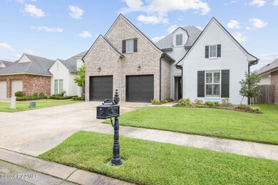 205 Santander Dr, Youngsville, LA 70592 - photo 2