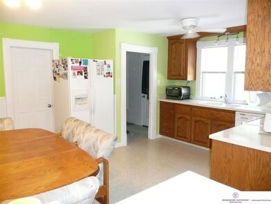 380 Locust St, Springfield, NE 68059 - photo 3