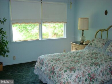 13101 Gallahan Rd, Clinton, MD 20735 - photo 5