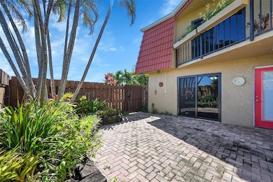 8392 Trent Ct unit C, Boca Raton, FL 33433 - photo 4