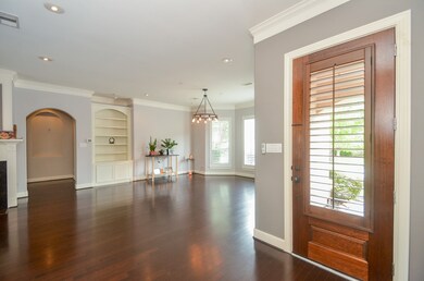 5107 W Jerad Dr, Houston, TX 77018 - photo 4