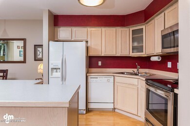 Kitchen_IMG_3841-SMALL