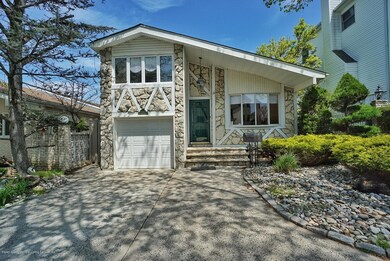 69 W. Cedarview
