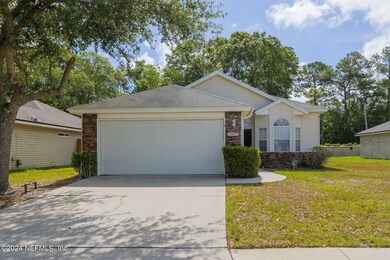 6087 Scenic Meadow Ln, Jacksonville, FL 32244 - photo 3