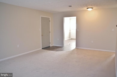 6007 Willow Spring Rd unit D, Harrisburg, PA 17111 - photo 6