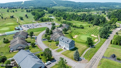 7 Williamsburg Blvd, Bloomsburg, PA 17815 - photo 3