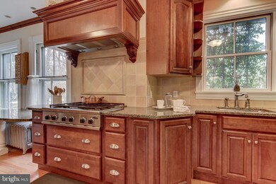 415 N Wayne Ave, Wayne, PA 19087 - photo 3