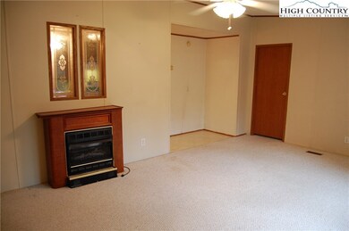 Spacious living room