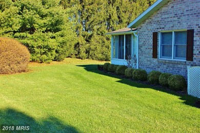 2448 Mccleary Dr, Chambersburg, PA 17201 - photo 4