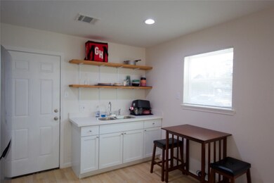 6709 Greenhurst St unit A, Houston, TX 77091 - photo 3