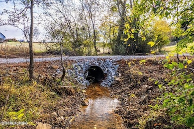 426 Keeble Rd, Maryville, TN 37804 - photo 5