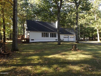 371 Wild Acres Dr, Dingmans Ferry, PA 18328 - photo 2