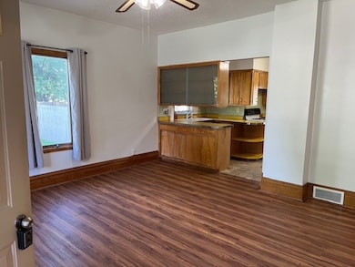 106 E Maple St, Red Oak, IA 51566 - photo 5