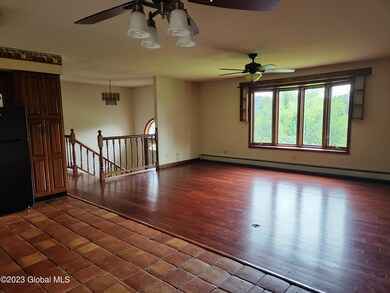 272 Hillcrest Ave, Troy, NY 12180 - photo 3