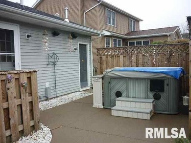 1104 W 57th St, Davenport, IA 52806 - photo 5