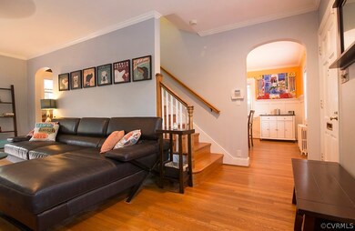 Spacious living room with great flow to dining roo