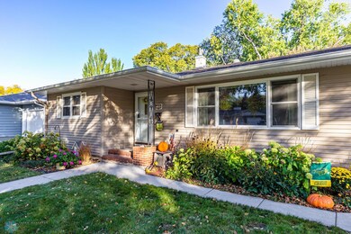 109 23rd Ave N, Fargo, ND 58102 - photo 3