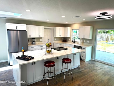 185 Egret Dr, Satellite Beach, FL 32937 - photo 4