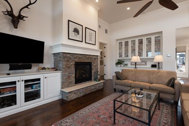Alianna great room looking in