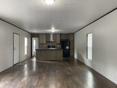 412 East Ave E, Winnie, TX 77665 - photo 3